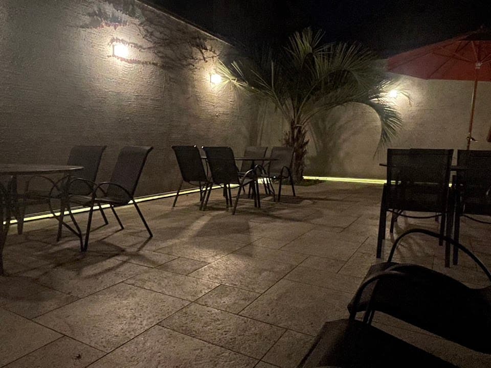 Cafe & Bar Secret