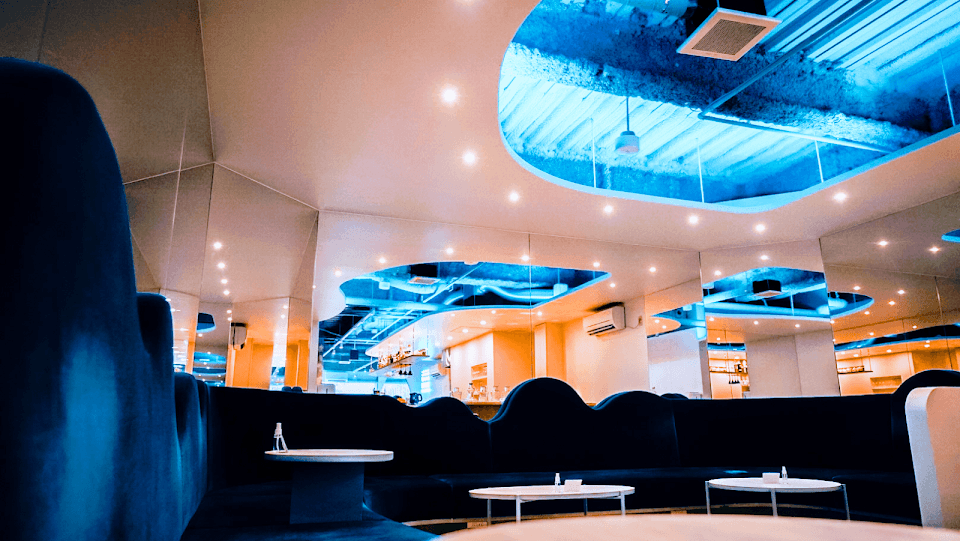 札幌 シーシャ カフェ & バー ヌヌヌ 本店 / SHISHA CAFE & BAR NNN