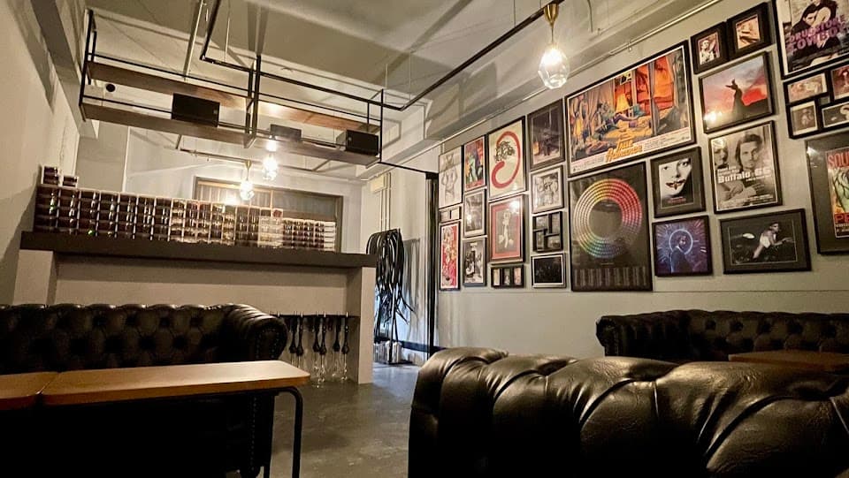 indulge Shisha Lounge | インダルジ シーシャ ラウンジ | 本町