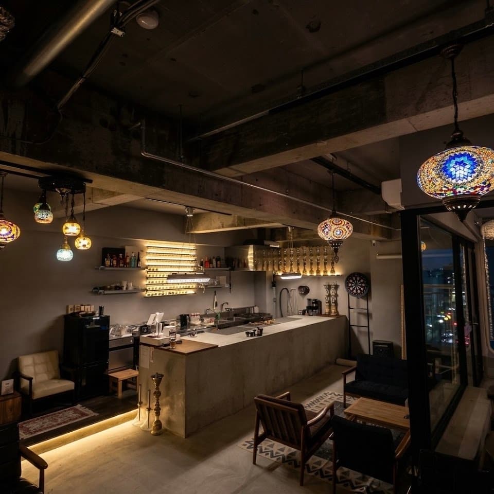 Shisha Cafe 余白