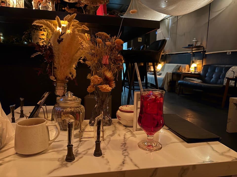 シーシャカフェ&バー 花冷え