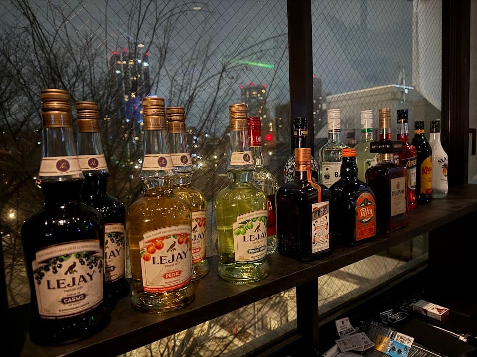 LOTUS UENO /SHISHA DARTS KARAOKE / CAFE&BAR