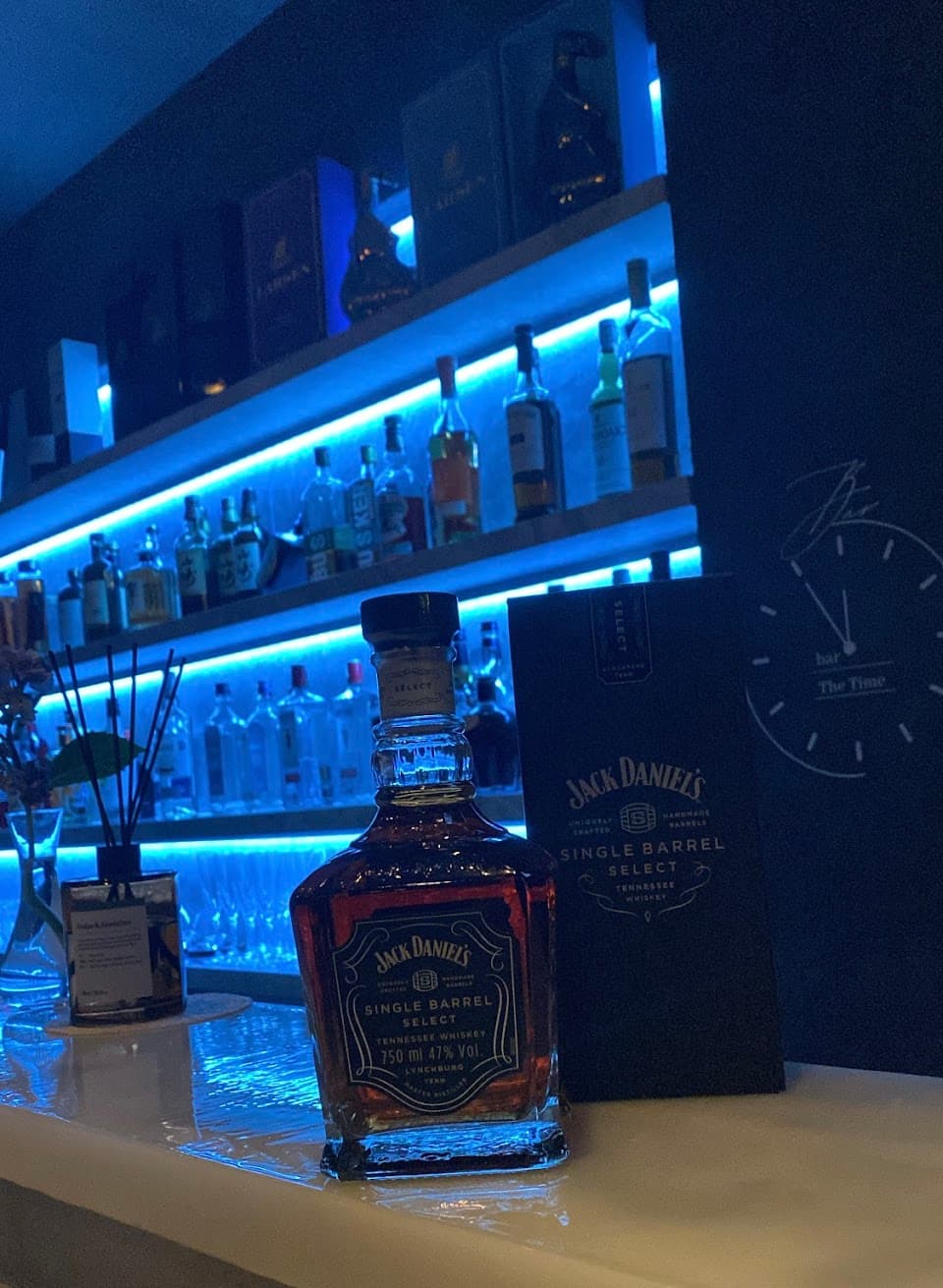 Bar The Time